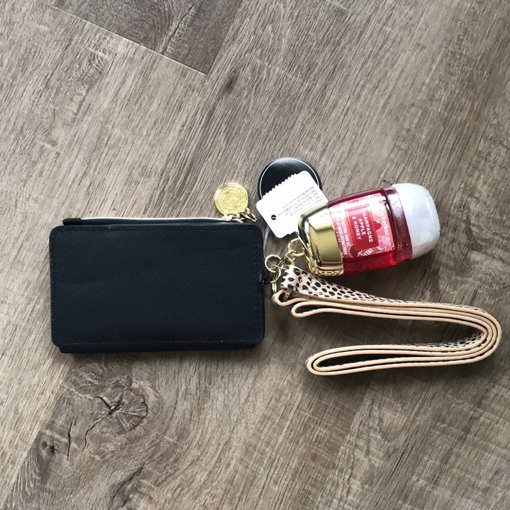 BATH & body works lanyard with card holder & pocketbac holder